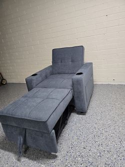 Sofa couch Bed New in perfect condition PICK UP ONLY