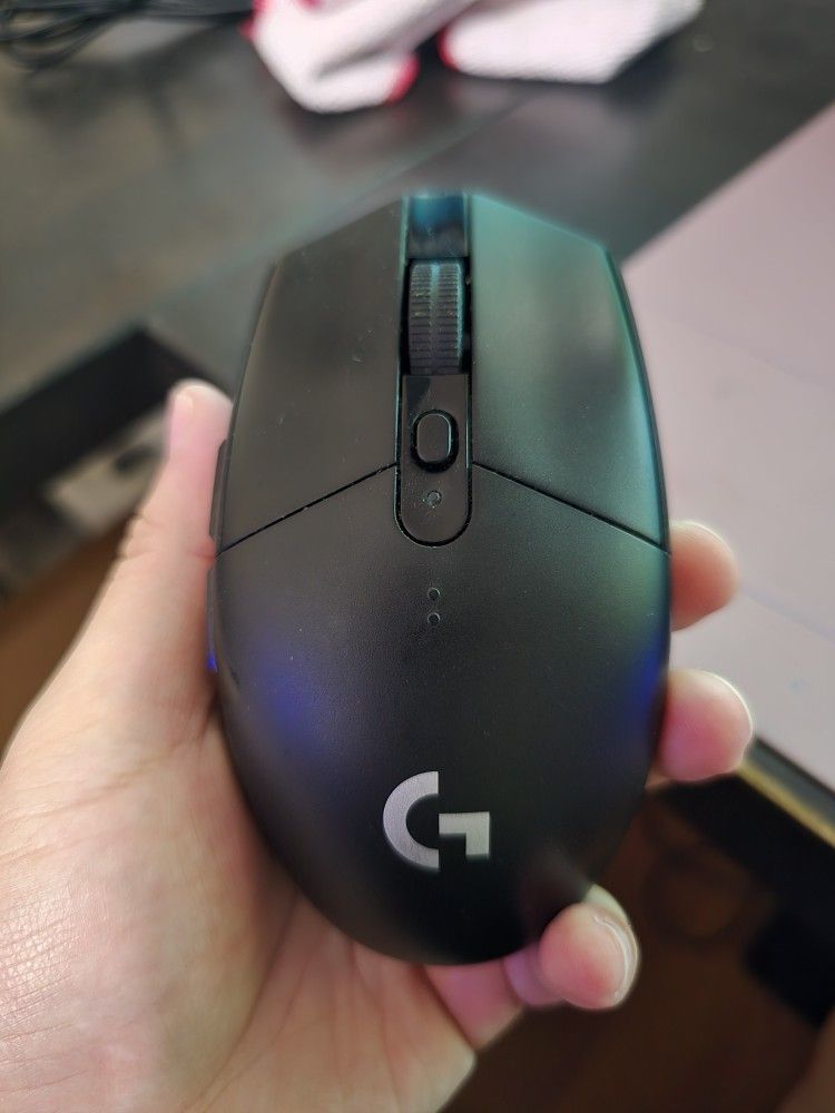 Logitech G305 LIGHTSPEED wireless gaming Mouse