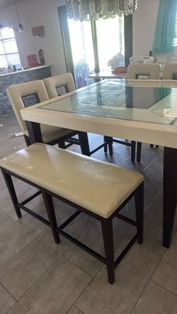 Dinning Table