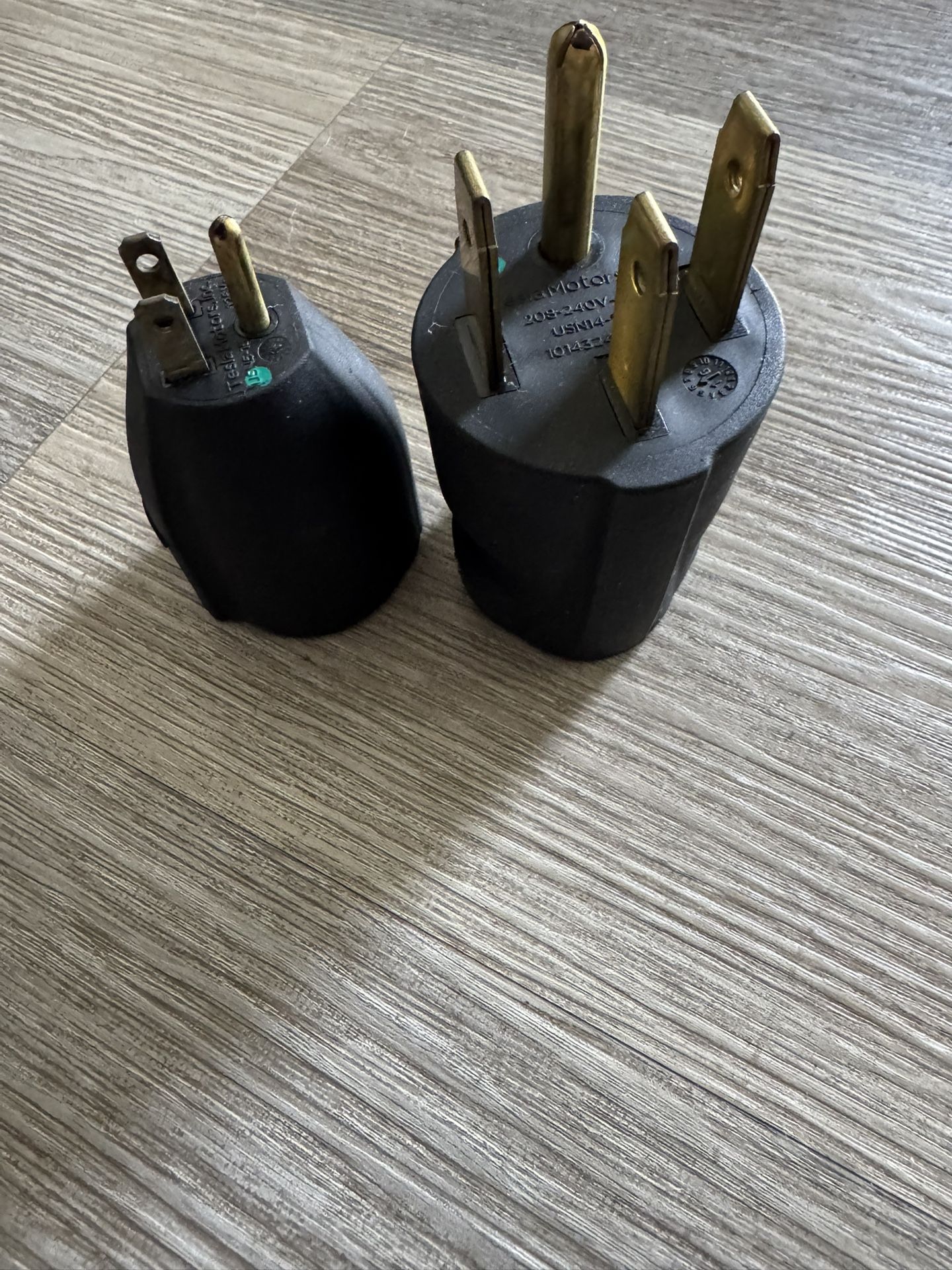Tesla Charger Updaters 1 Gen
