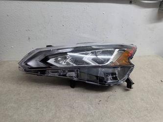 Left headlight nissan altima 2019 2020 2021 2022