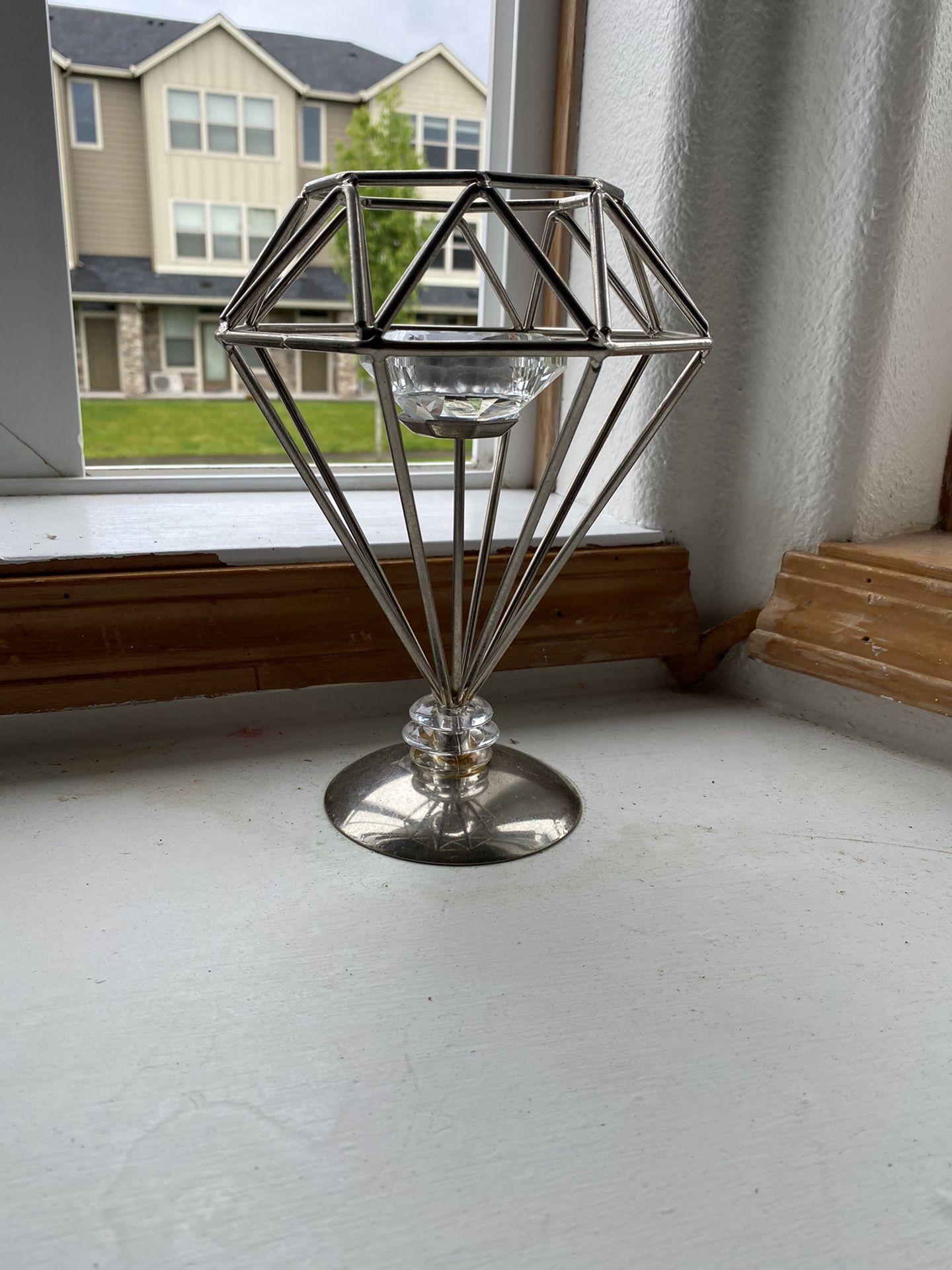 Candle holder
