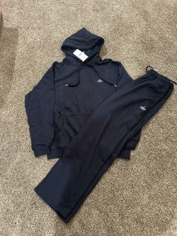 Alo sweatsuit