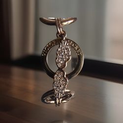 Victoria's Secret Angel Bracelet Rose Gold Tone Limited Edition Round Link Swarovski Wings Toggle 8”