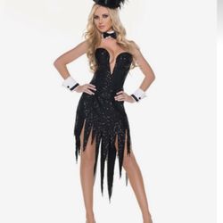 BLACK COCKTAIL WAITRESS 