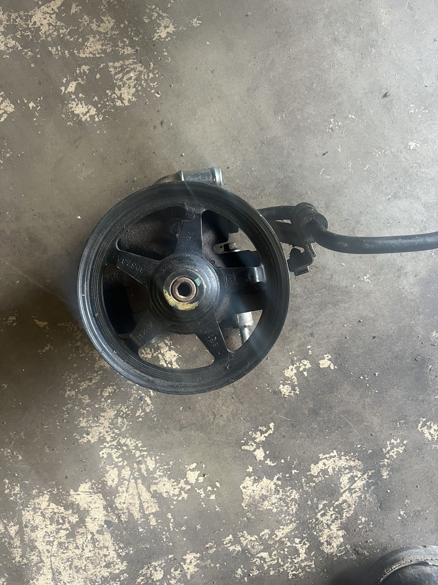 07-10 Ford Edge 3.5 Power Steering Pump