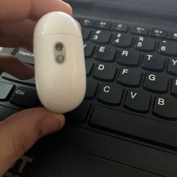 AirPods Pro 2nd Gen Left Bud And Case