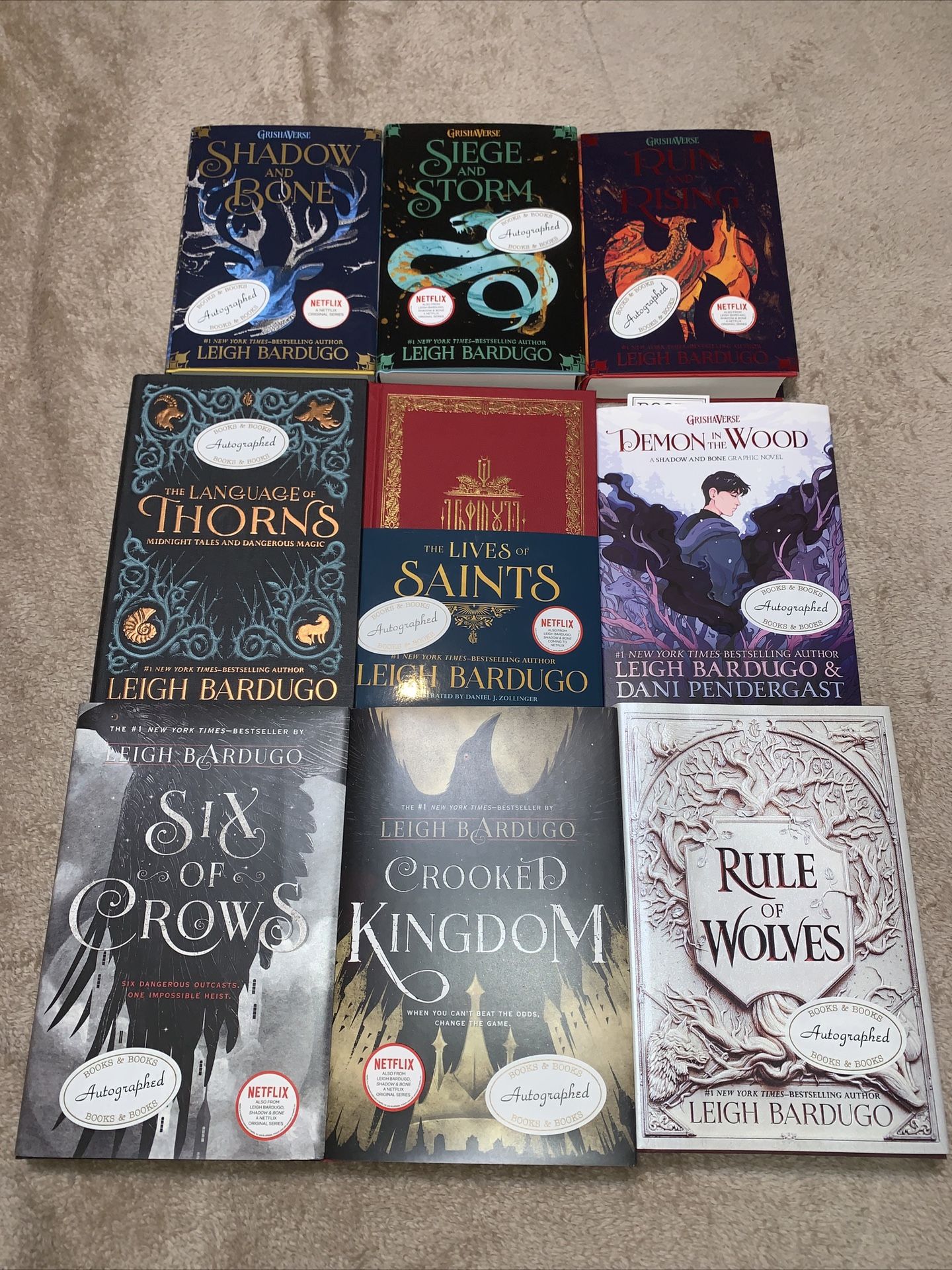 SIGNED LEIGH BARDUGO GRISHAVERSE COLLECTION! Shadow and Bone, Crows + Spin-offs!