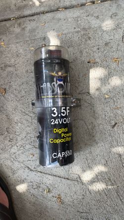Absolute capacitor