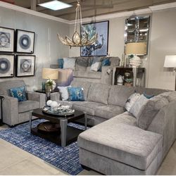 Altari Alloy RAF Sectional /couch /Living room set 