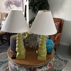 2 Green Shell Lamps 