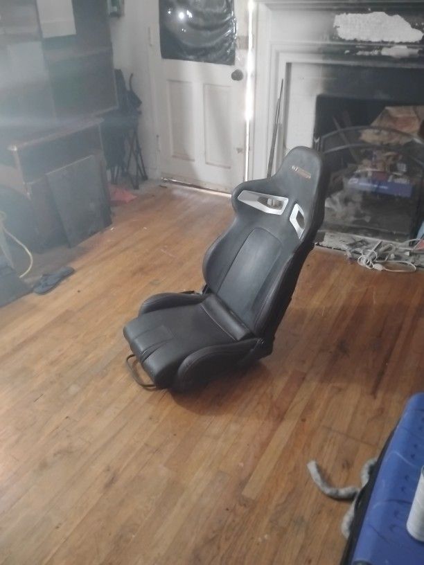 GT Omega Sim Seat 