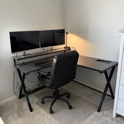 L-Shaped Computer Desk