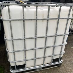 300 Gallon Metal Caged  Containers , Can Be For Drinking Water 💧 