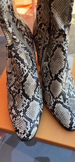 Woman snake boots size10