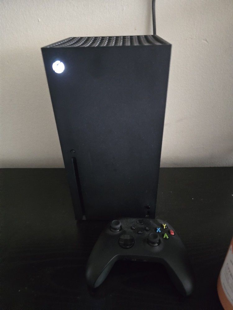 XBOX SERIES X w 9 Games