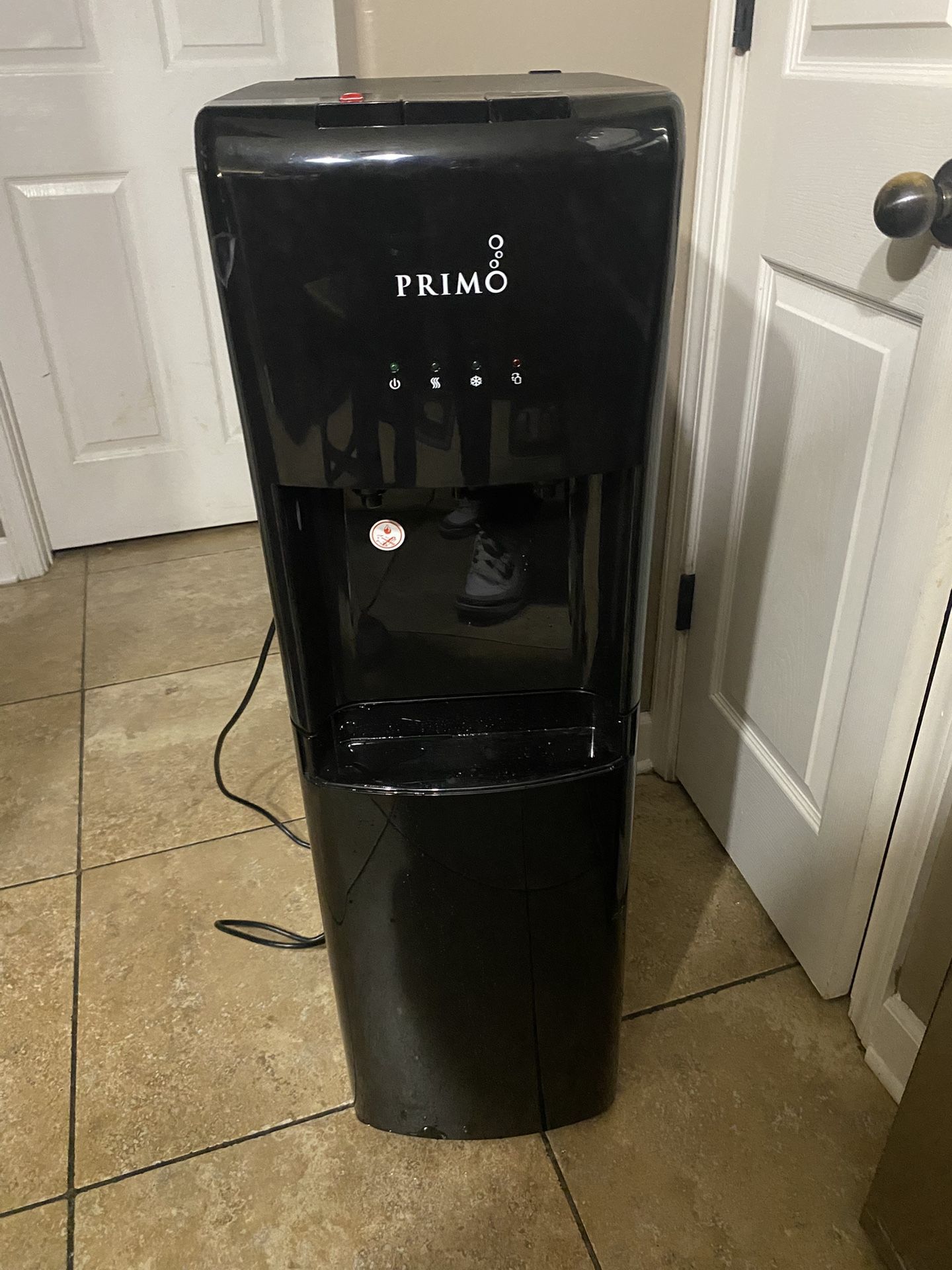 MegaChef Bottom Load Hot and Cold Water Dispenser