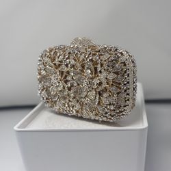 AURORA ÉCLAT DORÉ CLUTCH