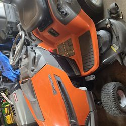 Husqvarna Riding Lawnmower 