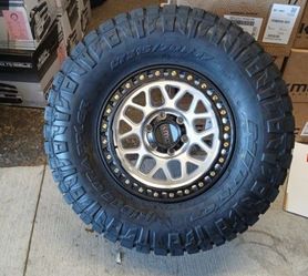 New 17x8.5 6x139 6x135 Kmc 315 70 17 Nitto Ridge Glapper 