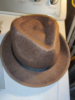 Hat black and brown For Adult Women  Brand New