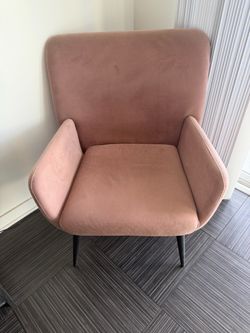 Side chair- blush pink