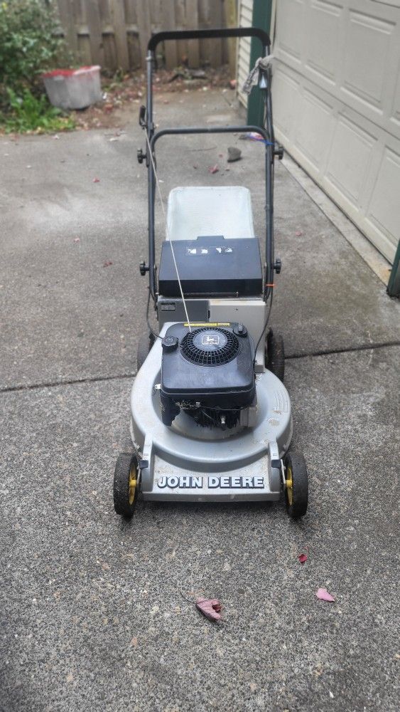 John Deere Old School Push Mower!