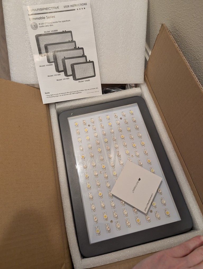 Dimmable LED Grow Light