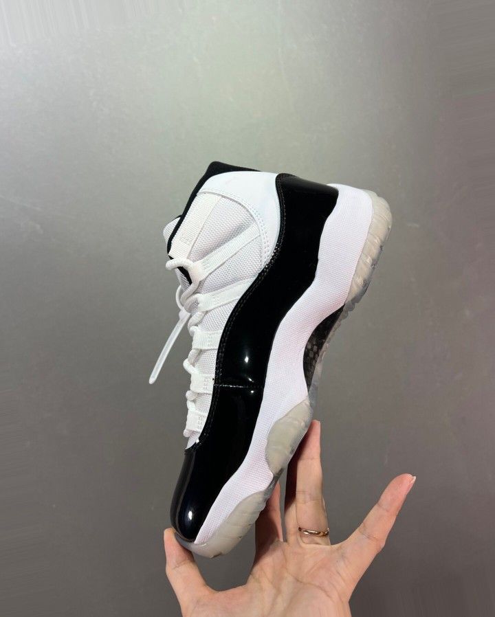 Jordan 11 Concord 53