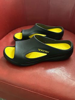 VKTRY Recovery Slides Black and Yellow