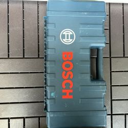 Makita Drill+ 2 battery Jackhammer, Bosh +changer