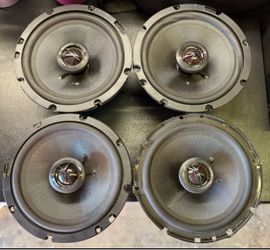 4 Skar Audio 6.5”