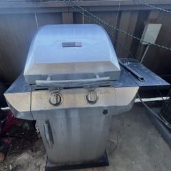 Charbroil Grill