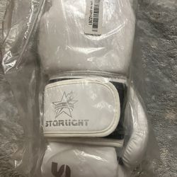Brand New Starlight Boxing / MMA Sporting Gloves 