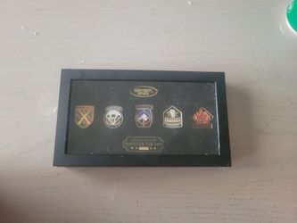 Call of duty WWII division pin set
