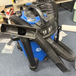 Vacmaster 12 Gal 5 HP Shop Vac