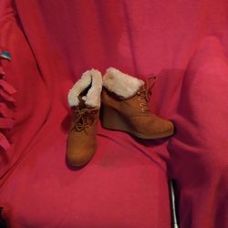 White Mtn. Ankle Boots 