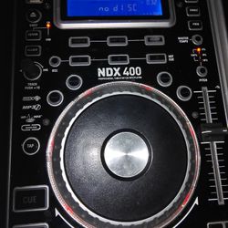 Numark NDX 400 CDJ Pair