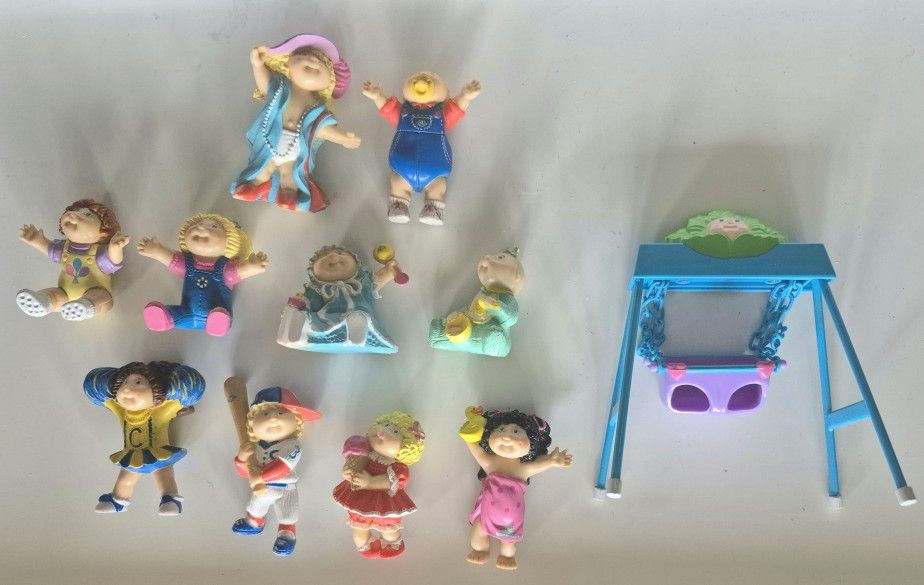 Vintage Cabbage Patch Kids PVC Mini-Figures And Swing (1984)  OAA