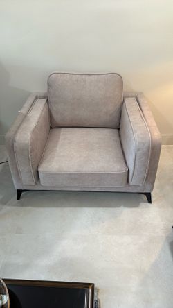 ACCENT CHAIR - made In Spain 🇪🇸 