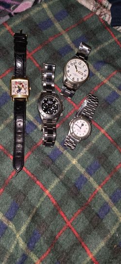 Watches  Lot 4
