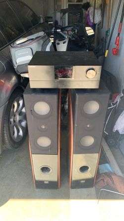 Sony tuner and two tower speakers