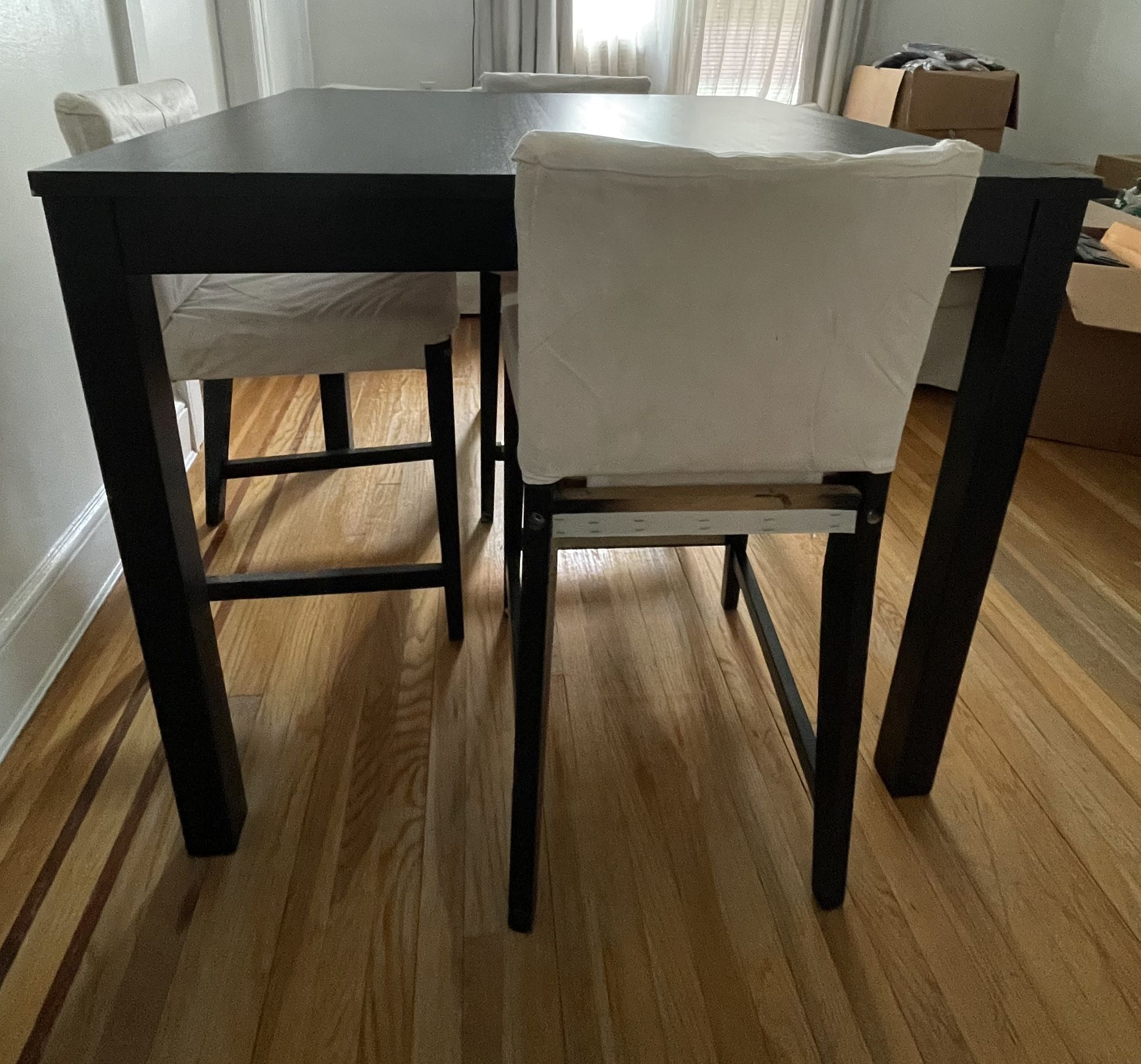 Kitchen Table With 4 Chairs