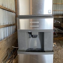 Ice Maker& Water Dispenser 