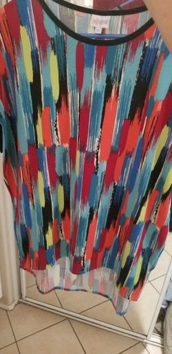 Lularoe shirt