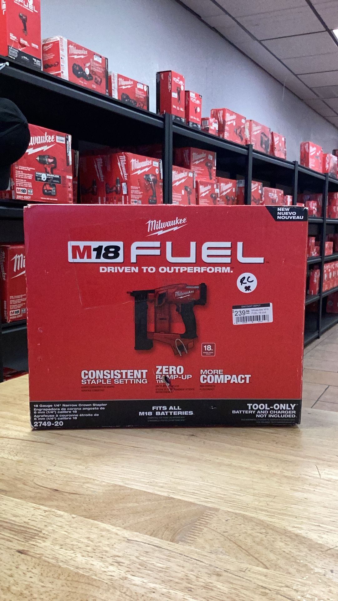 Milwaukee M18 FUEL 18 Volt Lithium Ion Brushless Cordless 18 Gauge