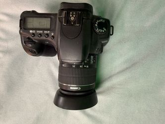 Canon EOS 20D DSLR Camera with 18-55mm IS II Lens