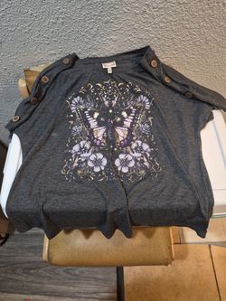 Woman's butterflies T-shirt