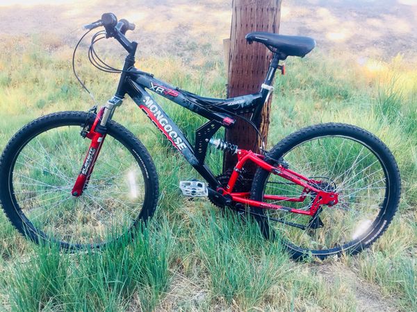 Mongoose XR-75 Element Racing 26” 21 speed lightweight aluminum frame