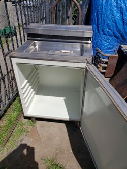 Cold Table Ss 27x27x36h